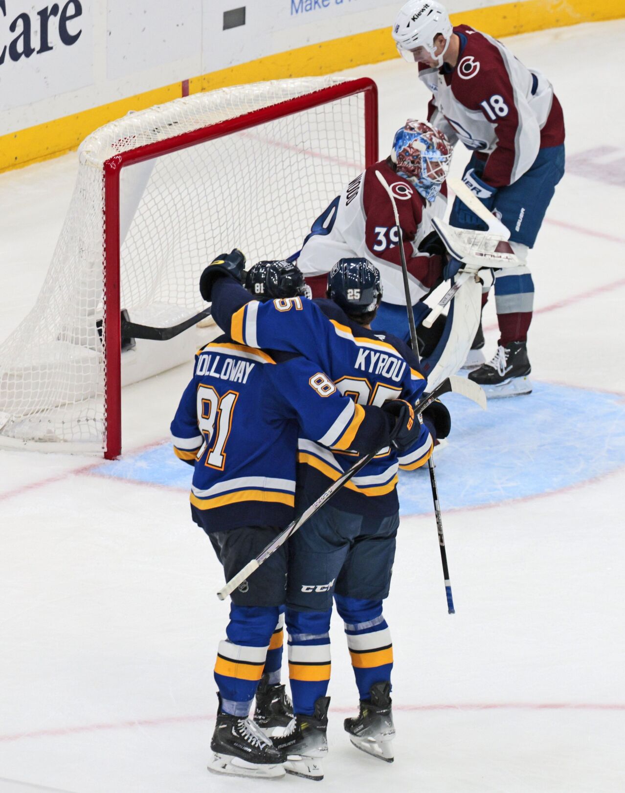 Blues beat the Avalanche 3-1 at Enterprise Center